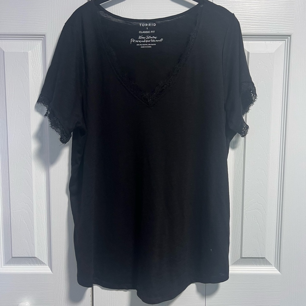 Torrid Black Classic Fit Short Sleeved Top With Lace Accent